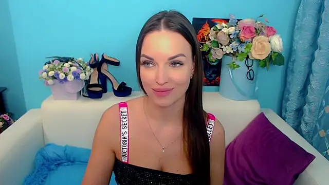 LindaaLu online show from 12.11.24