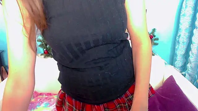 LindaaLu online show from 01.15.25