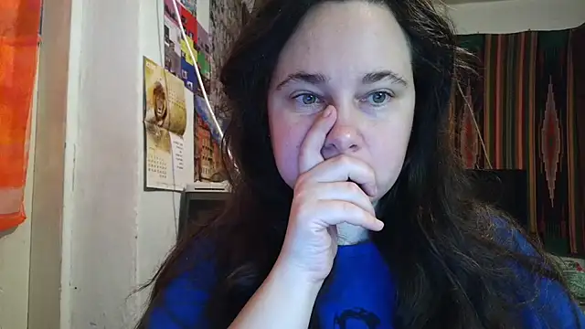 Cora Maro online show from 11.26.25