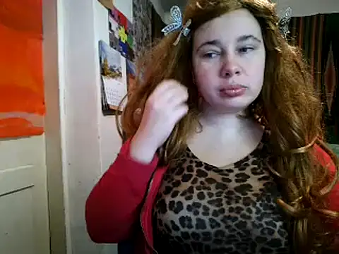 Cora Maro online show from 02.04.26