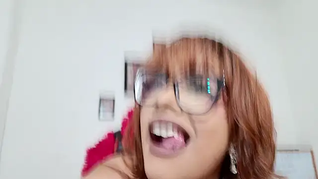 Snapshot of RoxaneEvans_ chatting on 02.11.26 RoxaneEvans online show from 02.11.26