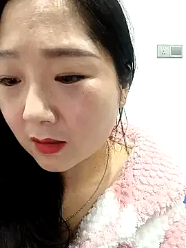 AHL756 online show from 01.14.25