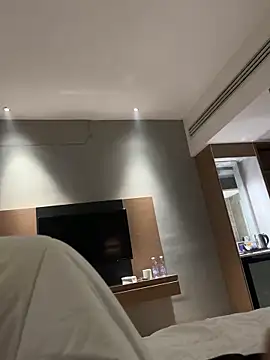 AHL756 online show from 10.26.25