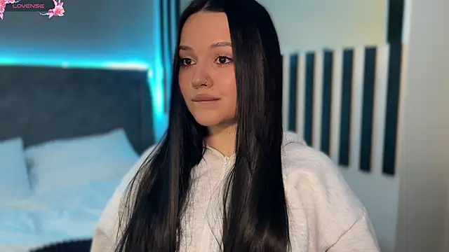 Snapshot of Li_Amelie_ chatting on 02.01.26 Li Amelie online show from 02.01.26