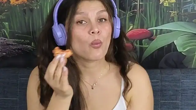 MadameDeFeu online show from 11.14.25