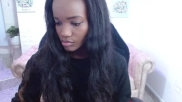 Snapshot of cattalheya chatting on 10.27.25 cattalheya online show from 10.27.25