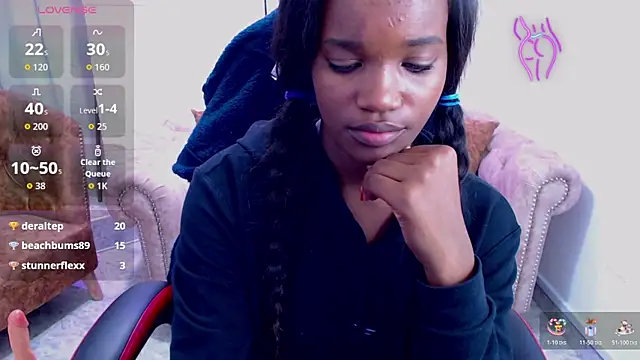 Snapshot of cattalheya chatting on 11.23.25 cattalheya online show from 11.23.25