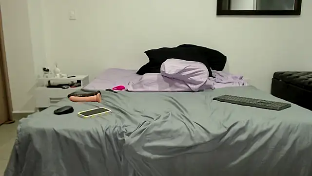 AnnieRoss69 online show from 12.06.24