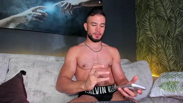 Crhis N Derek online show from 01.16.25