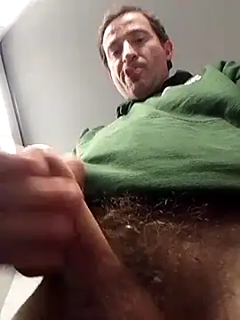 Snapshot of openlegsforyou chatting on 12.04.25 openlegsforyou online show from 12.04.25