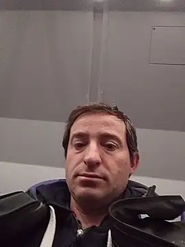 Snapshot of openlegsforyou chatting on 12.15.25 openlegsforyou online show from 12.15.25