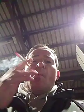 Snapshot of openlegsforyou chatting on 12.23.25 openlegsforyou online show from 12.23.25