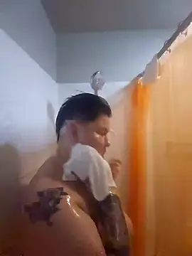 Snapshot of DevilDahm chatting on 02.11.25 DevilDahm online show from 02.11.25