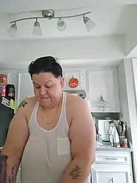 Snapshot of DevilDahm chatting on 11.09.25 DevilDahm online show from 11.09.25