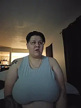 Snapshot of DevilDahm chatting on 12.20.25 DevilDahm online show from 12.20.25