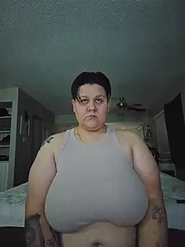 Snapshot of DevilDahm chatting on 12.22.25 DevilDahm online show from 12.22.25