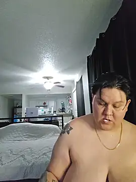 Snapshot of DevilDahm chatting on 02.19.26 DevilDahm online show from 02.19.26