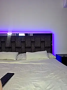 Sthef Castle online show from 10.13.25