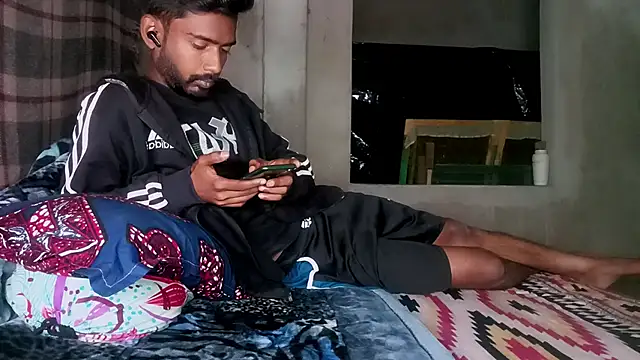 Snapshot of NICK_IN chatting on 01.18.25 NICK IN online show from 01.18.25