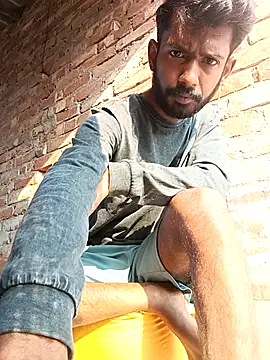 Snapshot of NICK_IN chatting on 11.21.25 NICK IN online show from 11.21.25