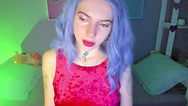 Snapshot of AnneTenet chatting on 01.11.25 AnneTenet online show from 01.11.25