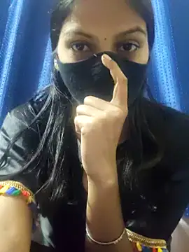 Snapshot of Miss_saniya chatting on 12.28.24 Miss saniya online show from 12.28.24