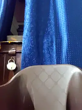 Snapshot of Miss_saniya chatting on 12.30.24 Miss saniya online show from 12.30.24