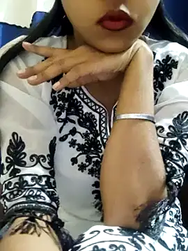Snapshot of Miss_saniya chatting on 01.18.25 Miss saniya online show from 01.18.25