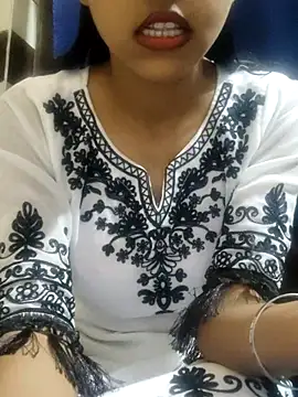 Snapshot of Miss_saniya chatting on 01.23.25 Miss saniya online show from 01.23.25