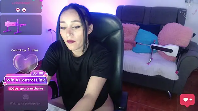 Snapshot of yeliana_sexxy chatting on 01.04.25 yeliana sexxy online show from 01.04.25