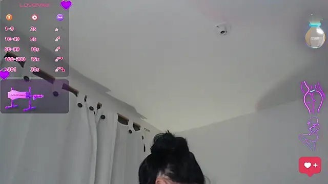 Snapshot of yeliana_sexxy chatting on 02.04.25 yeliana sexxy online show from 02.04.25
