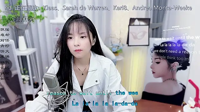 Snapshot of Original-HeartBaby chatting on 10.26.25 Original-HeartBaby online show from 10.26.25