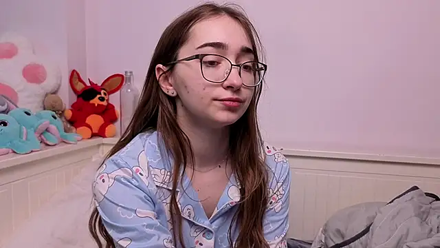 PollyBeev online show from 05.28.26