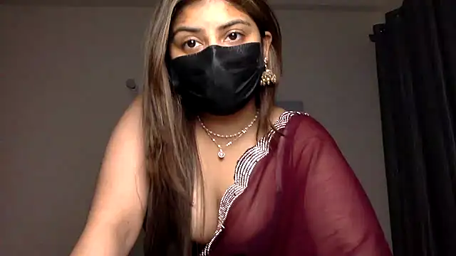 Snapshot of Hoty-Shivangi chatting on 12.15.25 Hoty-Shivangi online show from 12.15.25