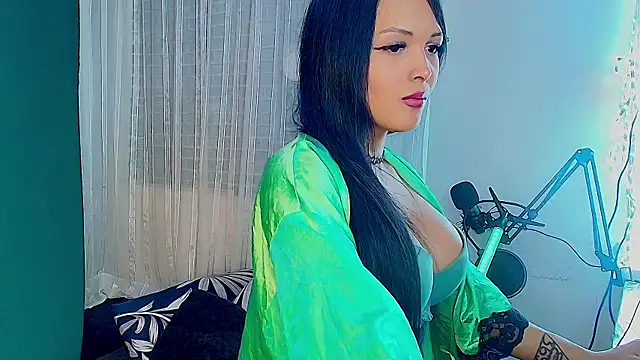 MOMMYJEVAA online show from 04.30.26