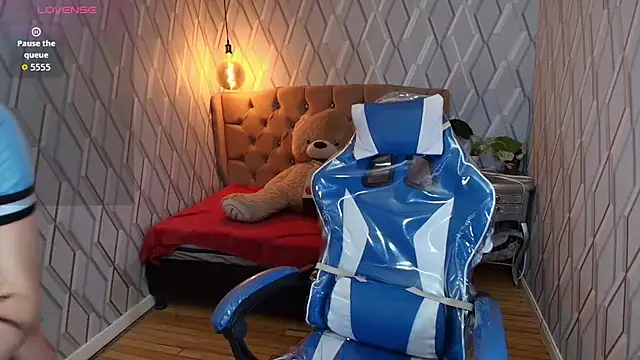 Angelchristix online show from 09.14.25