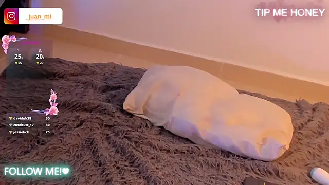 Snapshot of juanmiss chatting on 03.20.25 juanmiss online show from 03.20.25