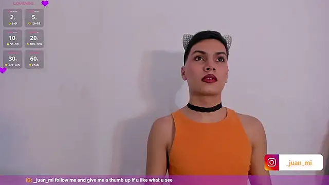 Snapshot of juanmiss chatting on 10.16.25 juanmiss online show from 10.16.25