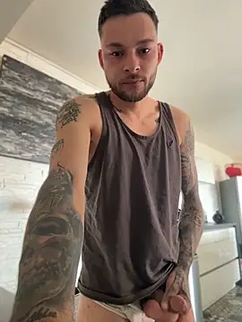hottwoboys online show from 05.02.26