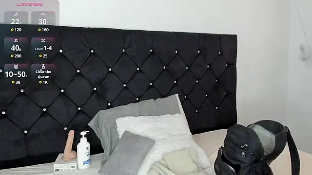 Snapshot of Natasha_by chatting on 01.14.25 Natasha by online show from 01.14.25