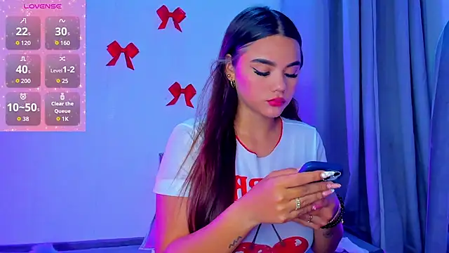 Snapshot of Natasha_by chatting on 01.08.26 Natasha by online show from 01.08.26