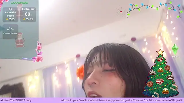 Snapshot of Carlacutte chatting on 11.27.25 Carlacutte online show from 11.27.25