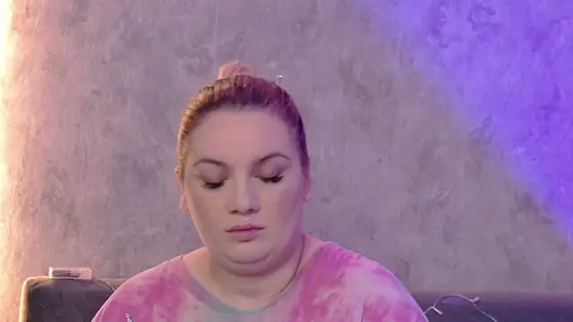 Snapshot of MelanieBrownn chatting on 05.19.26 MelanieBrownn online show from 05.19.26