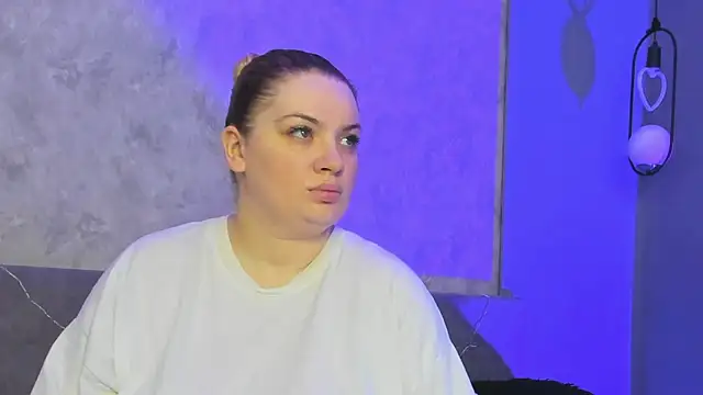 Snapshot of MelanieBrownn chatting on 05.31.26 MelanieBrownn online show from 05.31.26