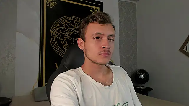 Desmon Clark online show from 01.23.25