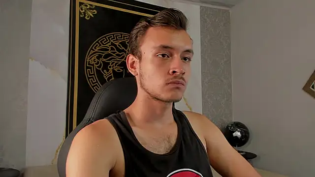 Desmon Clark online show from 01.26.25