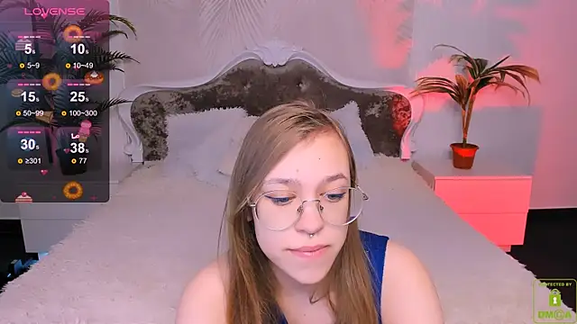 LayriantaVee online show from 01.17.25