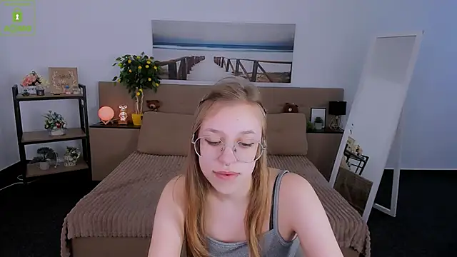 LayriantaVee online show from 03.02.25