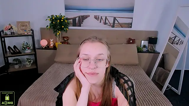 LayriantaVee online show from 03.22.25