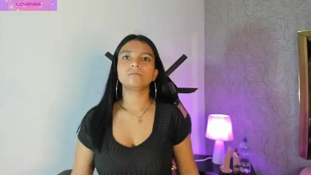 Snapshot of Candys_victoria chatting on 09.16.25 Candys victoria online show from 09.16.25